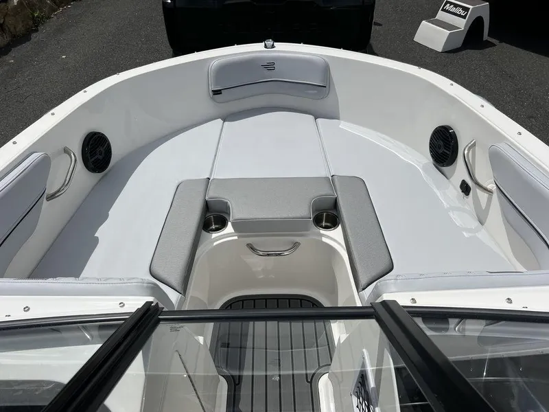 Slide: The Image of 2025 Bayliner VR4 Bowrider Outboard, spacious seating, modern design, and sleek interior. - 8