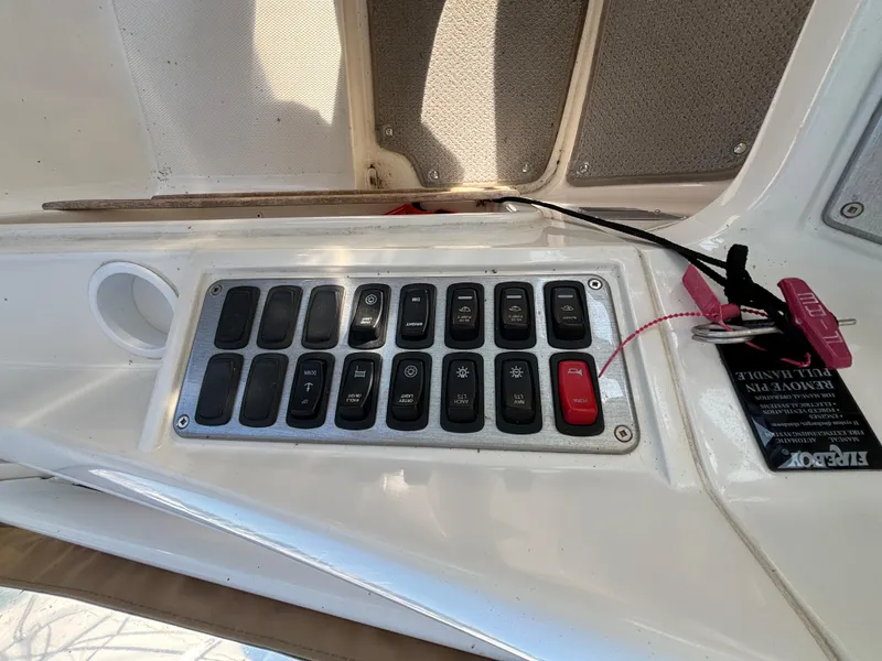 Slide: The Image of Control panel on a 2008 Carver 360 Sport Sedan boat. - 28