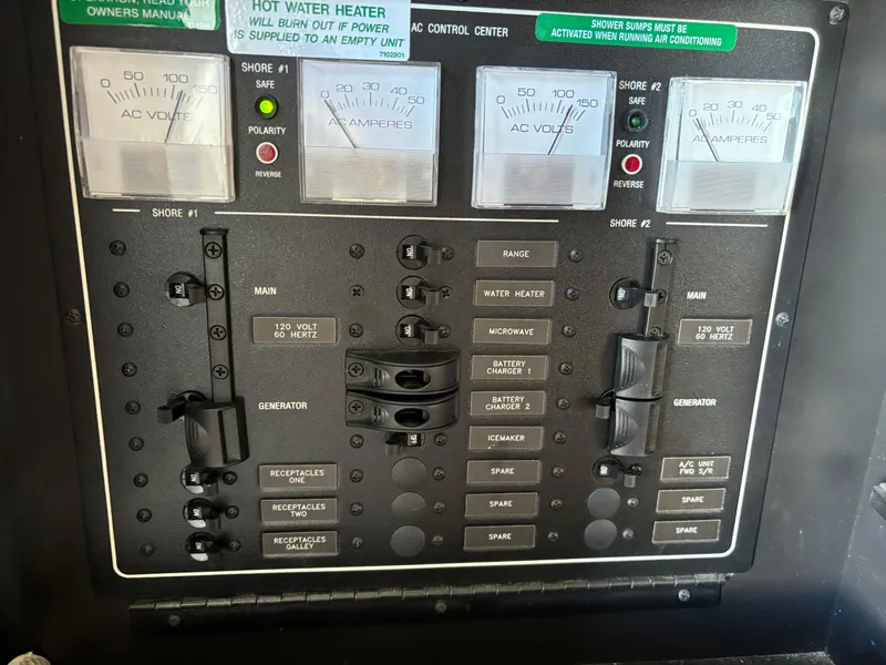 Slide: The Image of Carver 360 Sport Sedan 2008 - 56