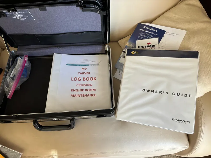 Slide: The Image of Carver 360 Sport Sedan 2008 - 58