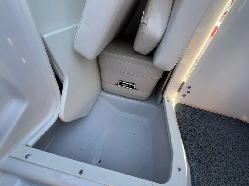 Slide: The Image of Scarab 255 Impulse Wake Edition 2016 - 22