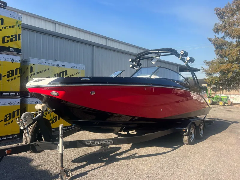 Slide: The Image of Scarab 255 Impulse Wake Edition 2016 - 3