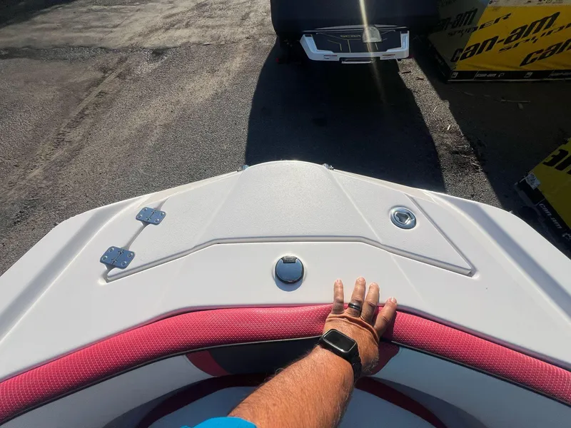 Slide: The Image of Scarab 255 Impulse Wake Edition 2016 - 36