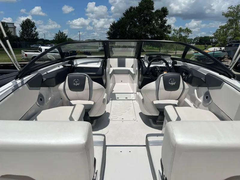 Slide: The Image of Scarab 195 Impulse 2017 - 2