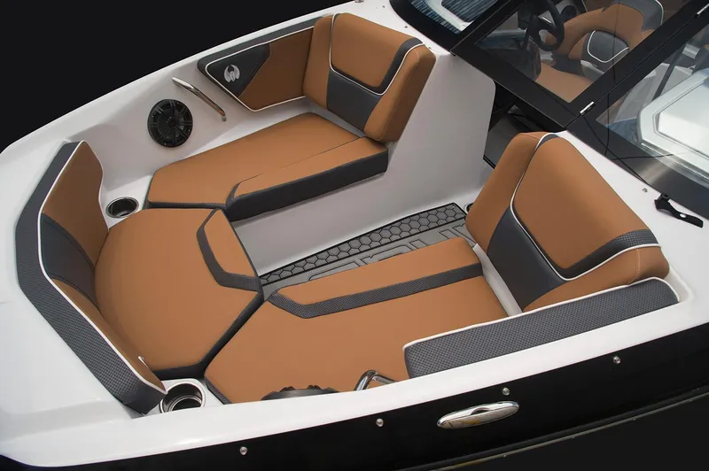 Slide: The Image of Scarab 195 Impulse 2017 - 31