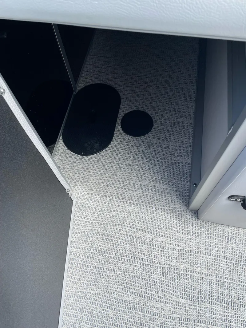 Slide: The Image of SunCatcher Select 20 FC 2023 - 10