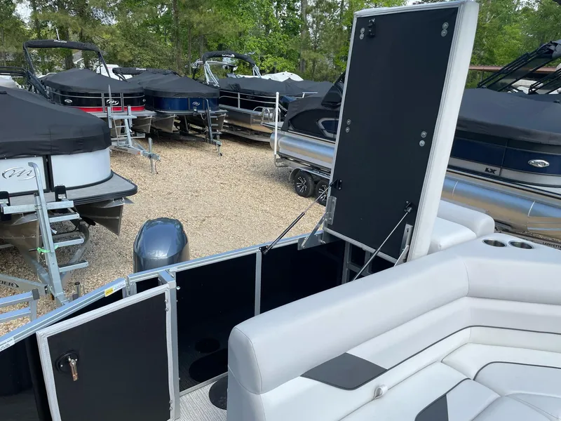 Slide: The Image of SunCatcher Select 20 FC 2023 - 11