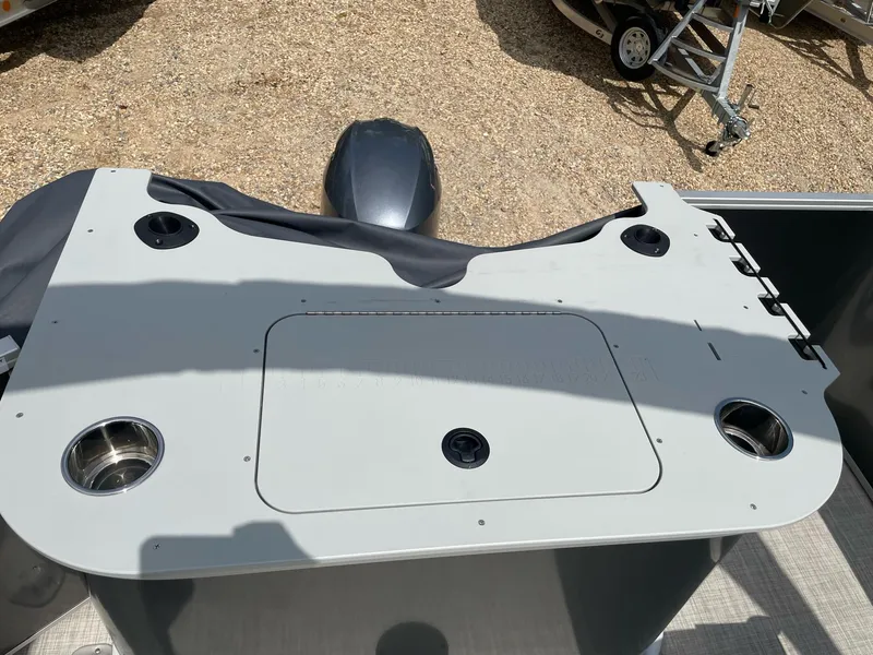 Slide: The Image of SunCatcher Select 18 F 2023 - 11