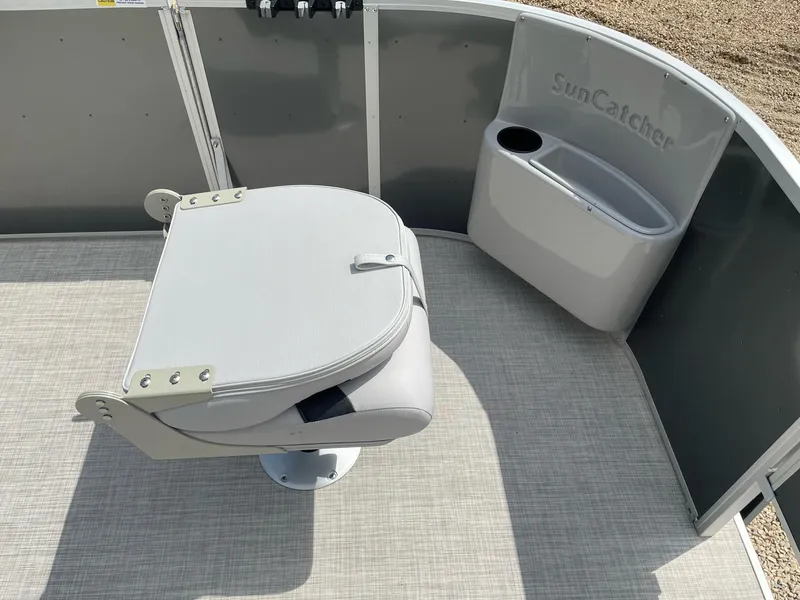 Slide: The Image of SunCatcher Select 18 F 2023 - 9