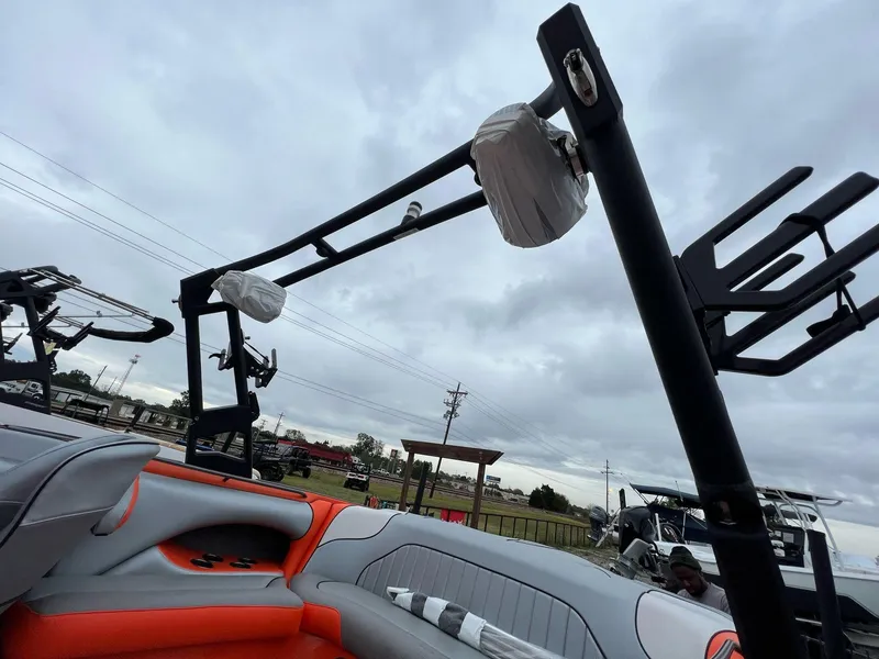 Slide: The Image of Sanger V215 SX 2023 - 24