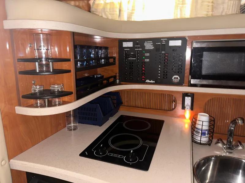 Slide: The Image of Rinker Fiesta Vee 342 2003 - 23