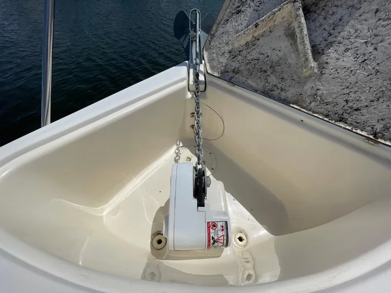 Slide: The Image of Anchor chain mechanism on a 2000 Rinker Fiesta Vee 342 boat. - 19