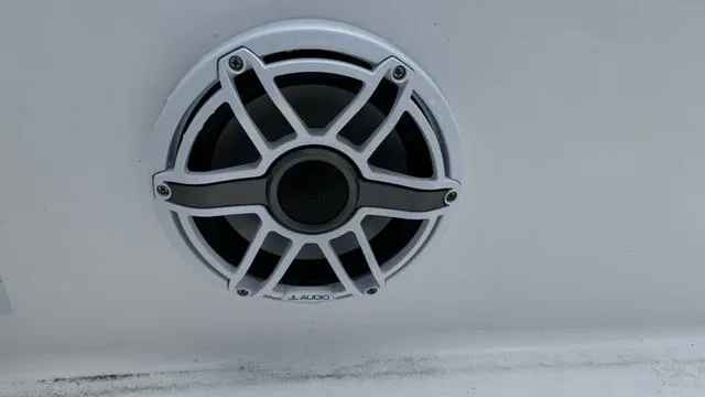 Slide: The Image of Contender 23BAY 2024 - 20