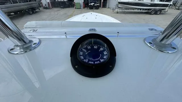 Slide: The Image of Contender 23BAY 2024 - 28