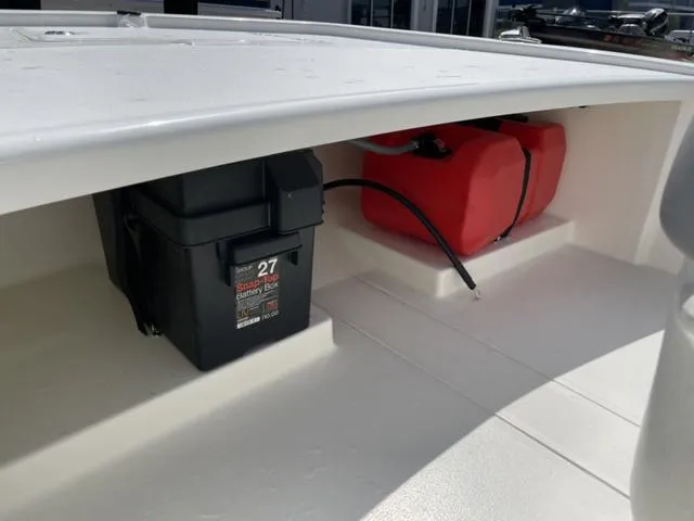 Slide: The Image of Mako Pro Skiff 13 CC 2024 - 17