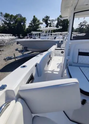 Slide: The Image of Sea Fox 268 Commander 2025 - 42