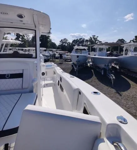 Slide: The Image of Sea Fox 268 Commander 2025 - 43