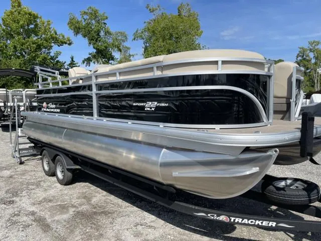 Slide: The Image of Sun Tracker Sport Fish 22 2024 - 6