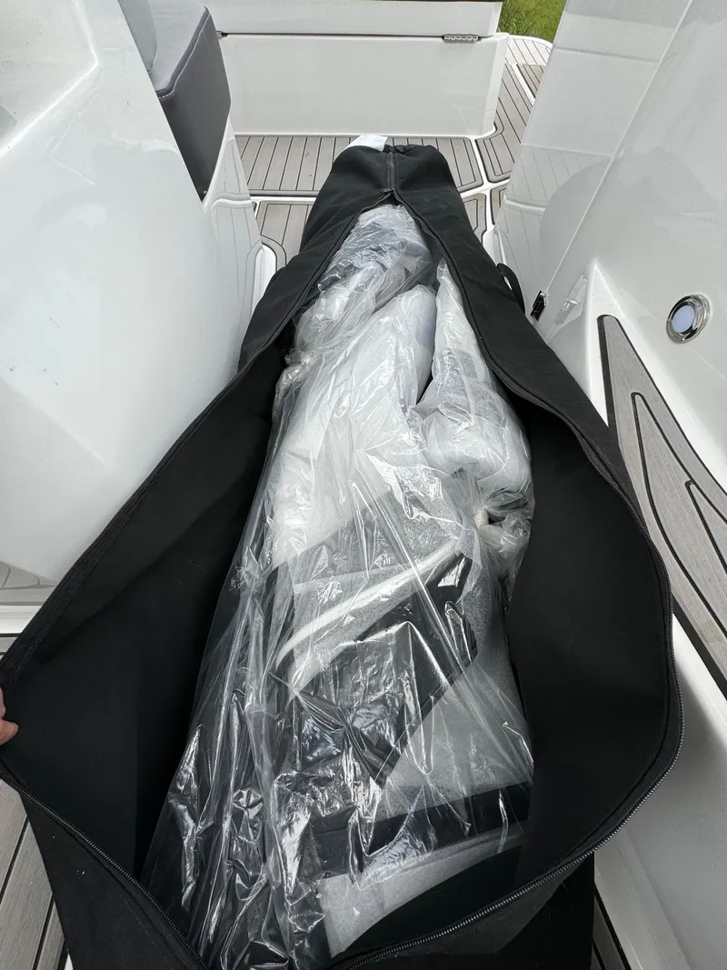 Slide: The Image of Monterey 295 Sport Yacht 2020 - 107