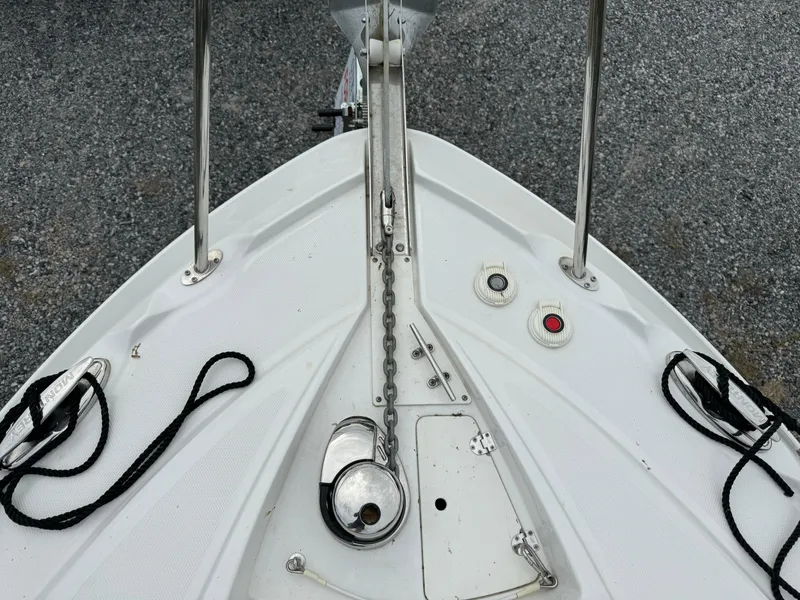 Slide: The Image of Monterey 295 Sport Yacht 2020 - 109