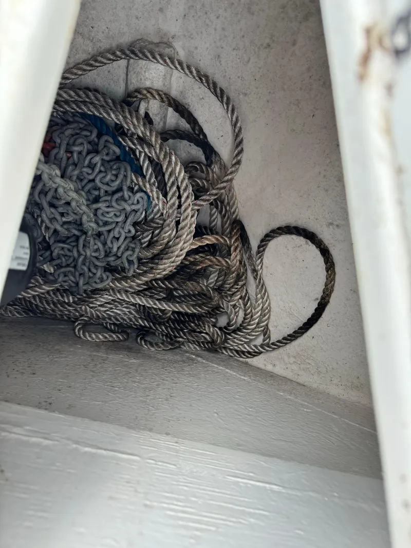 Slide: The Image of Monterey 295 Sport Yacht 2020 - 110