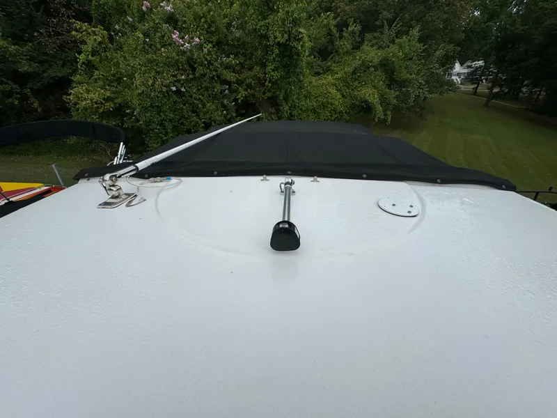 Slide: The Image of Monterey 295 Sport Yacht 2020 - 114