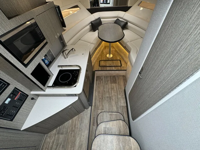 Slide: The Image of Monterey 295 Sport Yacht 2020 - 76