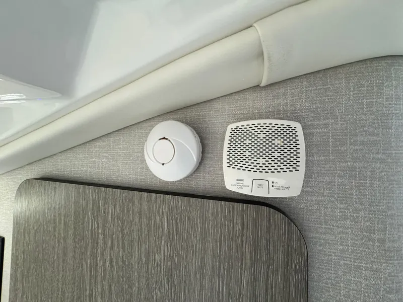 Slide: The Image of Monterey 295 Sport Yacht 2020 - 88