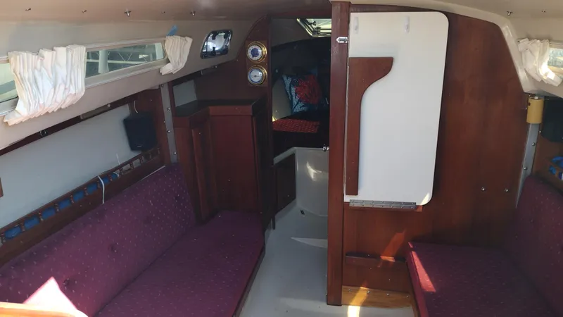 Slide: The Image of Catalina 27 1989 - 10