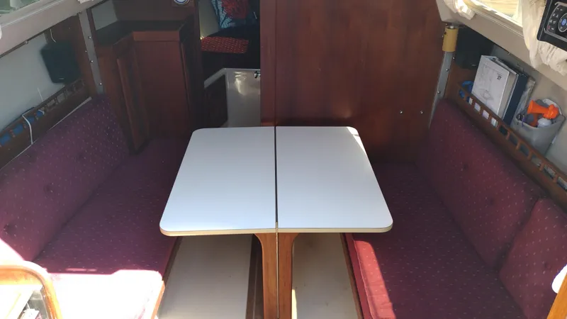 Slide: The Image of Catalina 27 1989 - 11