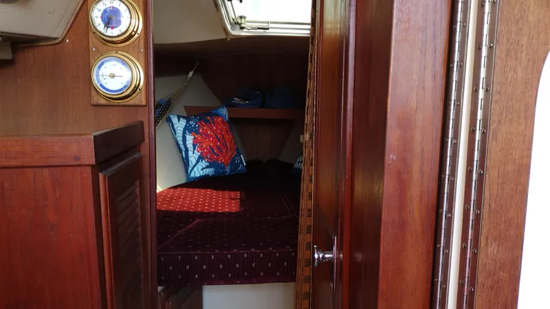 Slide: The Image of Catalina 27 1989 - 15