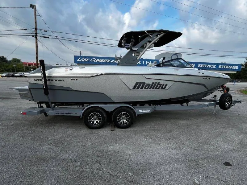 Slide: The Image of Malibu 25 LSV 2020 - 102