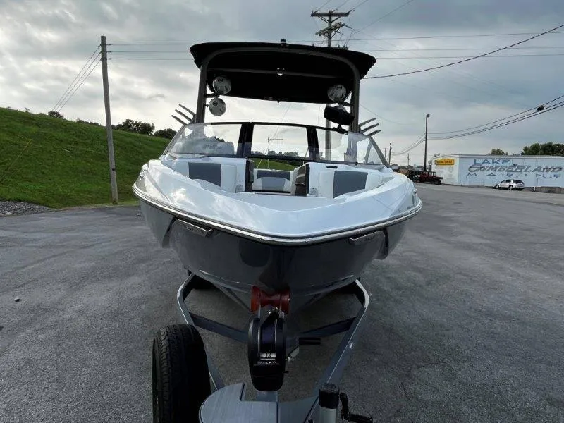 Slide: The Image of Malibu 25 LSV 2020 - 107