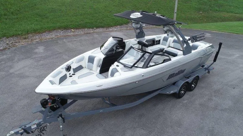 Slide: The Image of Malibu 25 LSV 2020 - 115