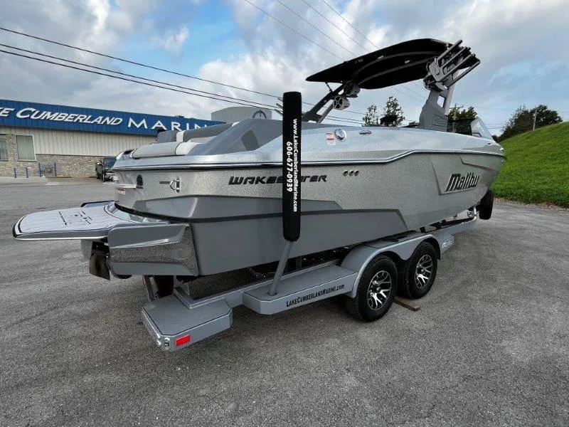 Slide: The Image of Malibu 25 LSV 2020 - 99