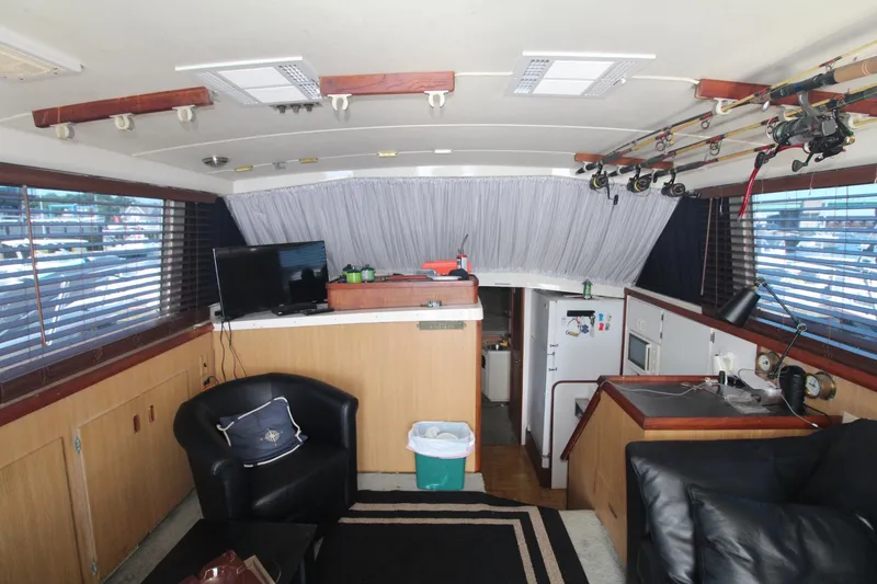 Slide: The Image of Bertram 42 Convertible 1977 - 24