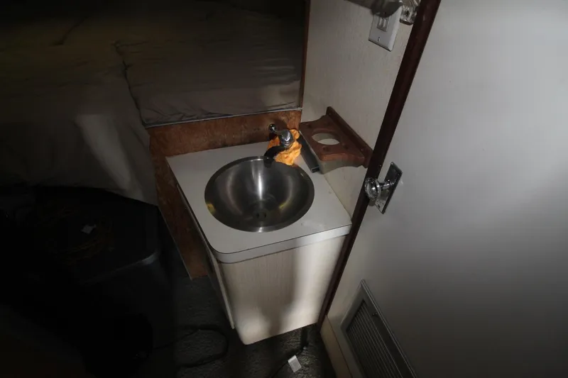 Slide: The Image of Bertram 42 Convertible 1977 - 27