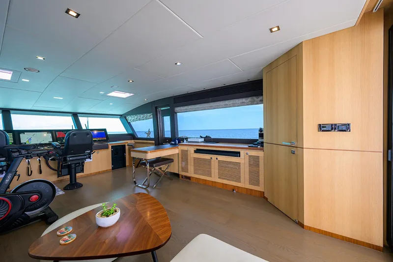Slide: The Image of Horizon 90 Aqua Life - Interior Skylounge - 112