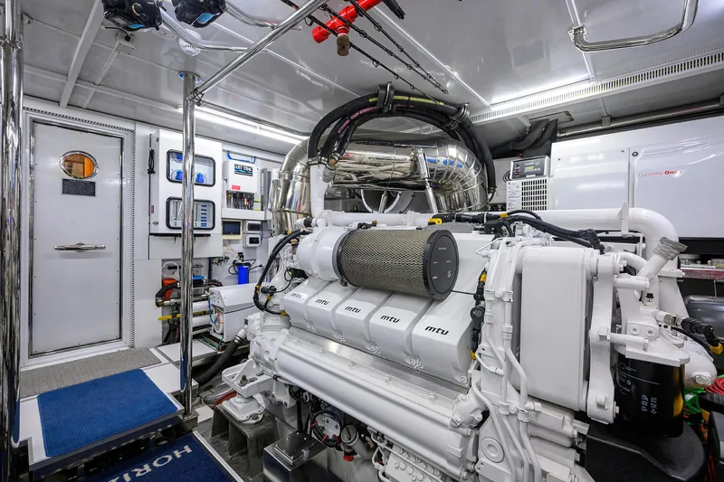 Slide: The Image of Horizon 90 Aqua Life - Engine Room - 148
