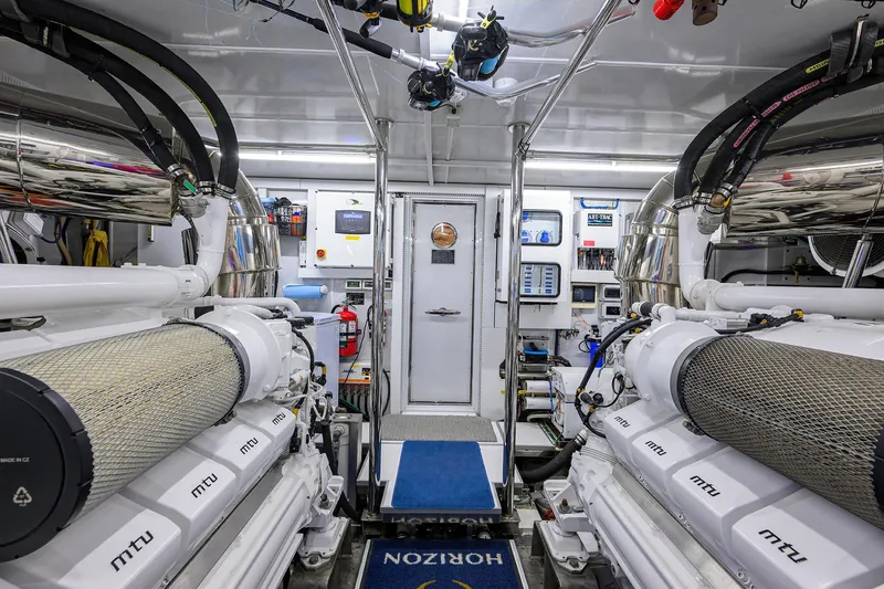 Slide: The Image of Horizon 90 Aqua Life - Engine Room - 149