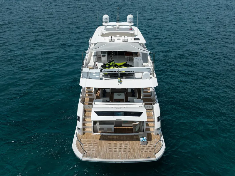 Slide: The Image of Horizon 90 Aqua Life - Exterior Profile - 154