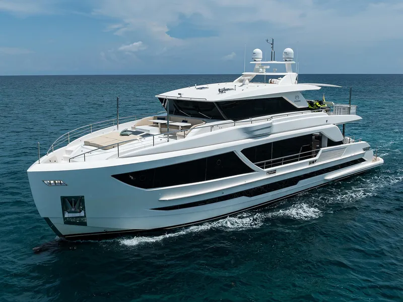 Slide: The Image of Horizon 90 Aqua Life - Exterior Profile - 158