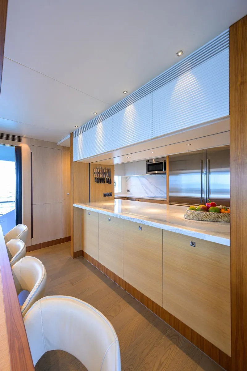 Slide: The Image of Horizon 90 Aqua Life - Interior Galley - 17