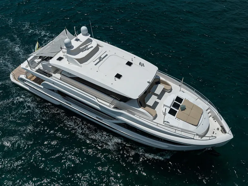 Slide: The Image of Horizon 90 Aqua Life - Exterior Profile - 170