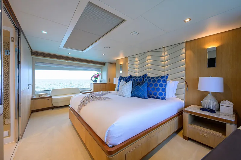 Slide: The Image of Horizon 90 Aqua Life - Interior Master Stateroom - 33