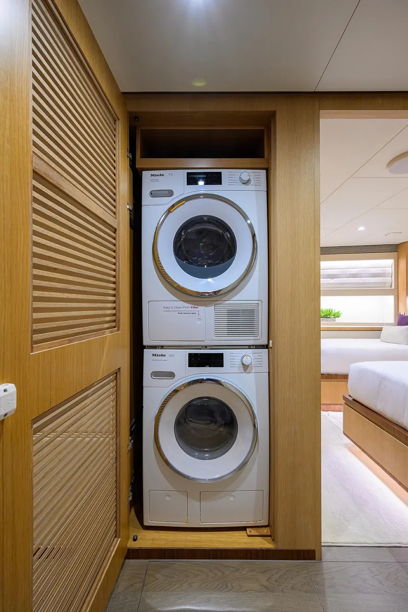 Slide: The Image of Horizon 90 Aqua Life - Interior Laundry - 39