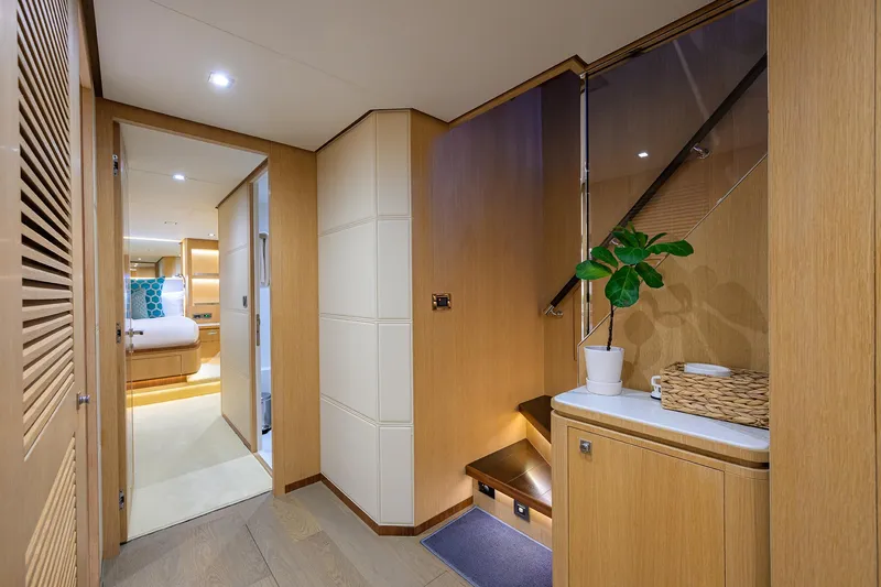 Slide: The Image of Horizon 90 Aqua Life - Interior Lower Foyer - 40