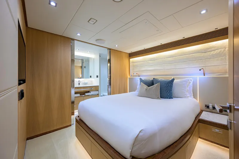Slide: The Image of Horizon 90 Aqua Life - Interior Port Guest Stateroom - 42