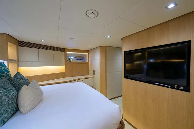 Slide: The Image of Horizon 90 Aqua Life - Interior Forward Guest Stateroom - 65