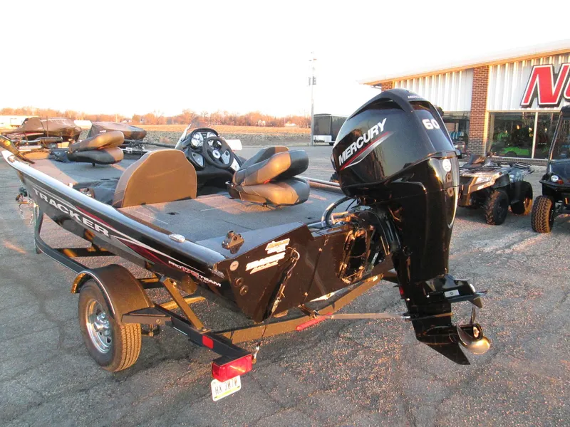 Slide: The Image of Bass Tracker PRO TEAM 175 TXW 2021 - 3